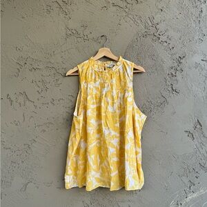 Nine West Yellow and White Sleeveless Floral Blouse